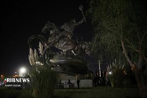 آیین رونمایی از بزرگ‌ترین مجسمه اقتباسی ایران با نام “نبرد رستم، رخش و اژدها” در شاهین‌شهر اصفهان با حضور مردم جمعی از هنرمندان و مدیران شهری برگزار شد