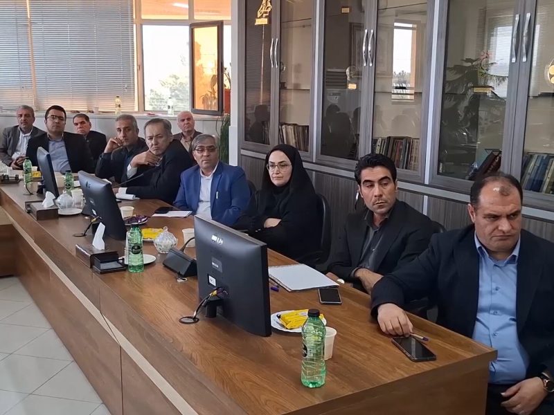 اجرای طرح پایش ایمنی در واحد‌های صنعتی شاهین شهر و میمه