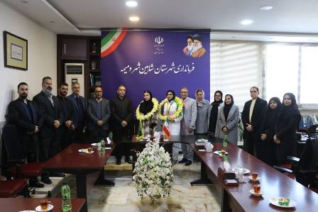 تجلیل فرماندارشهرستان شاهین شهر ومیمه از دو مقام آور مسابقات پار اسیایی