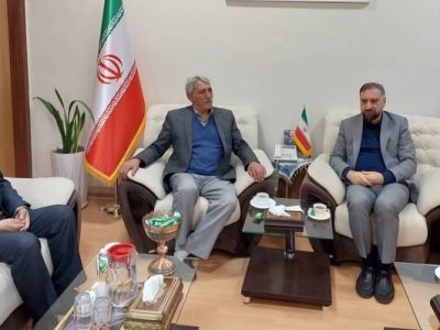 توزیع صد بسته معیشتی بین نیازمندان شاهین شهری