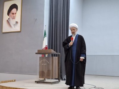 نشست آموزش نماز خانواده در شهرستان شاهین شهر برگزار شد
