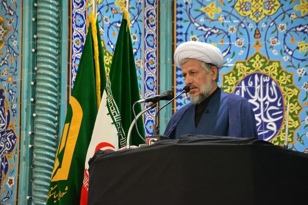 📌هشدار امام جمعه شاهین‌شهر نسبت به نفوذ و تخریب در پوشش مطالبه‌گری/ امروز جنگ، جنگِ روایت‌هاست
