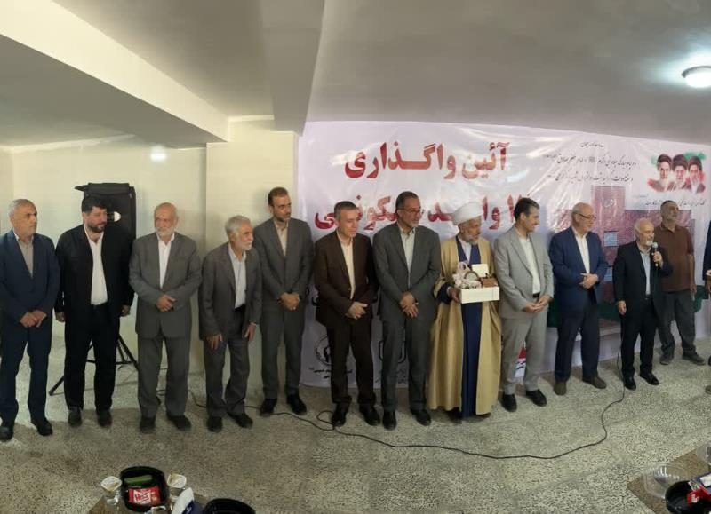 📌واگذاری 12 واحد «مسکن گلها» در شاهین‌شهر | ثمره هم‌افزایی خیرین و دستگاه‌های اجرایی برای خانه‌دار شدن خانواده‌های تحت حمایت